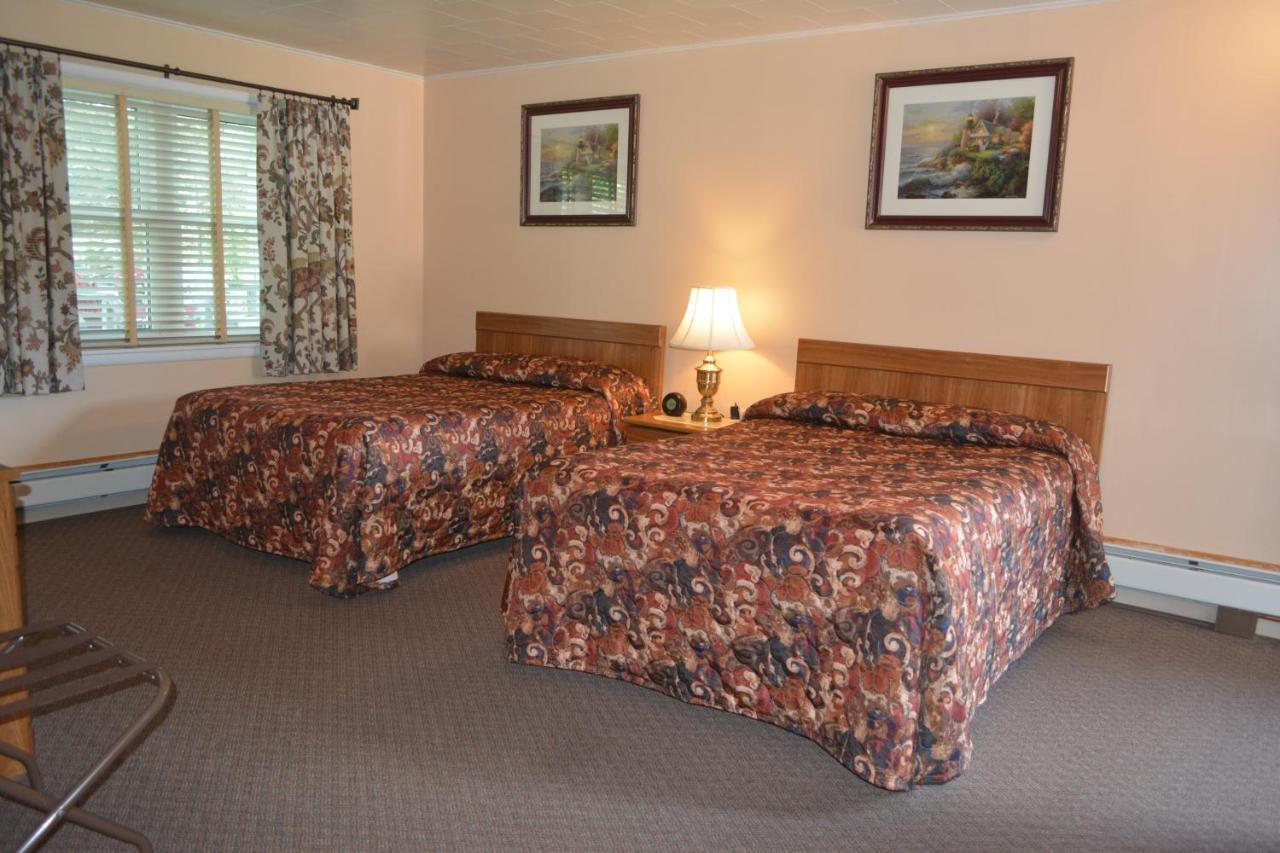 The Village Motel Richfield Springs Esterno foto