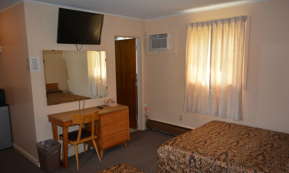 The Village Motel Richfield Springs Esterno foto