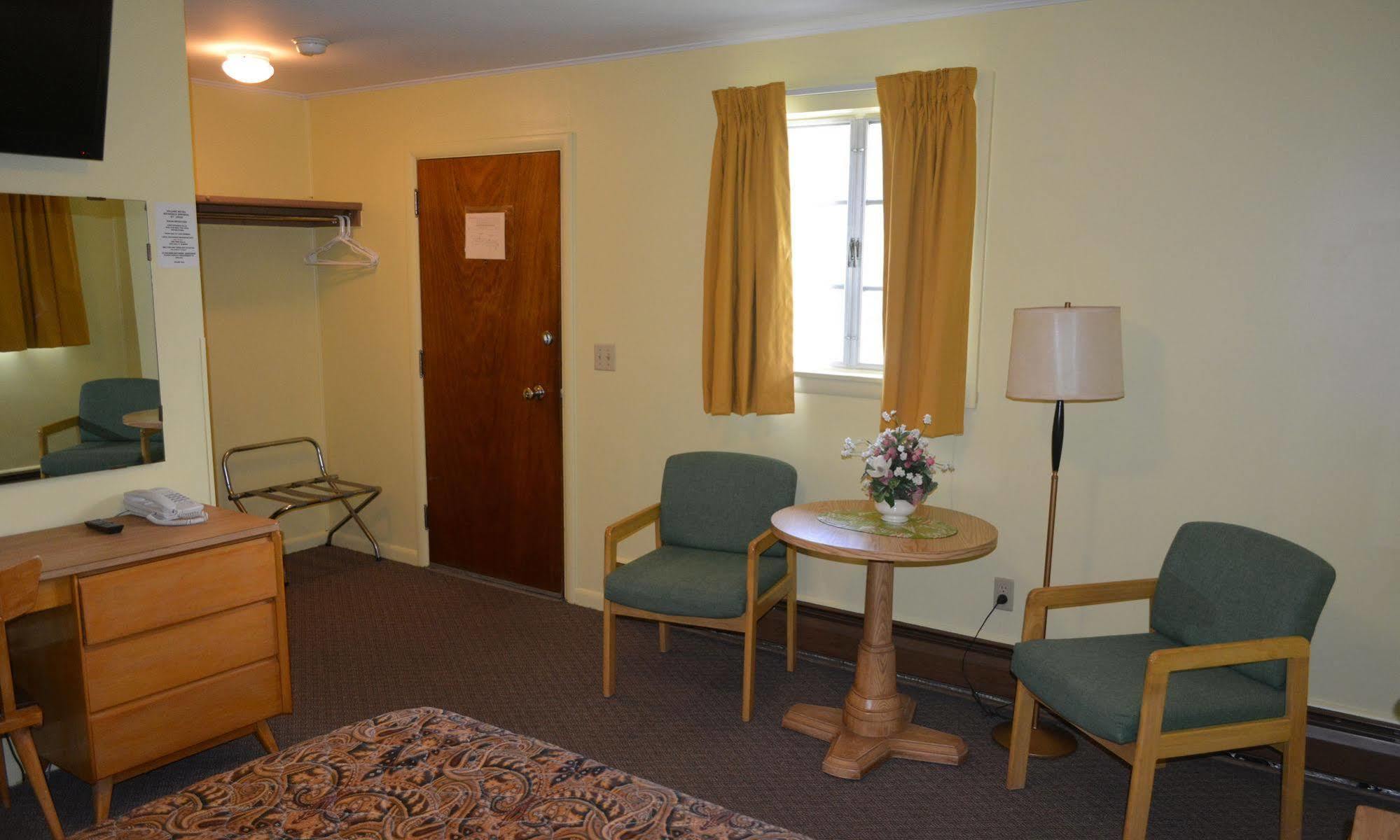 The Village Motel Richfield Springs Esterno foto